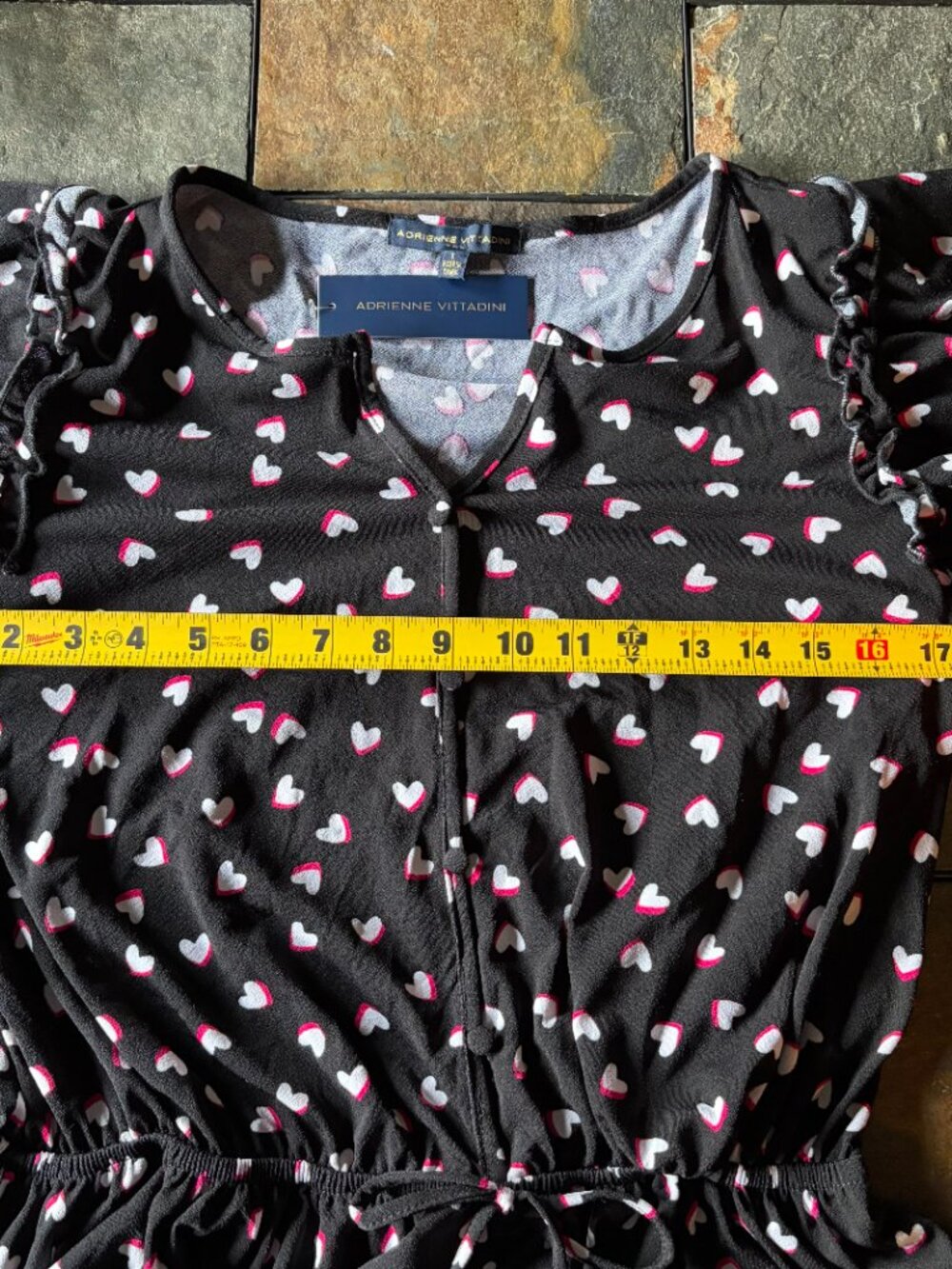 NWT Adrienne Vittadini black peplum top with white & pink hearts, L - Picture 3 of 9